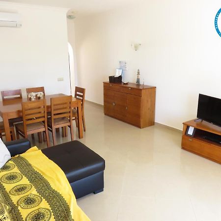 Apartamento T1 Com Vista Mar Perto Da Praia N.ª Sra. Da Rocha Porches  Buitenkant foto