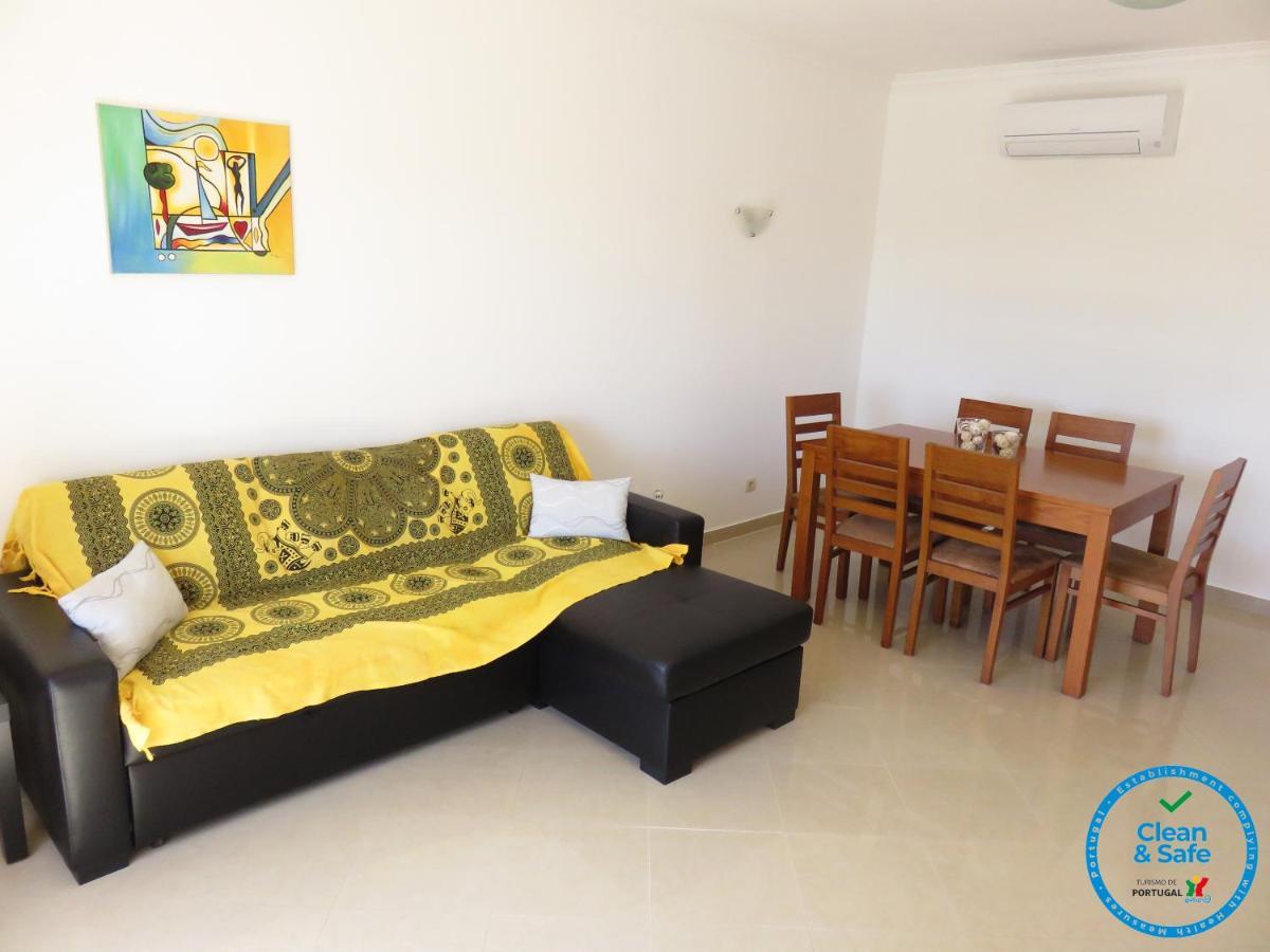 Apartamento T1 Com Vista Mar Perto Da Praia N.ª Sra. Da Rocha Porches  Buitenkant foto